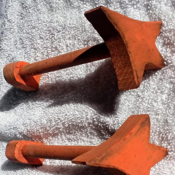 Beautiful Handmade Birdhouse with Wings Beak Eyes made in Alberta Canada - Picture 4 of 9